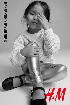 Aanbiedingen van Kleding, Schoenen & Accessoires in Groningen | Nieuw Binnen Kinderen H&M  bij H&M | 3-11-2023 - 13-12-2023