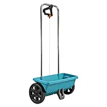 Aanbieding van Gardena Strooiwagen L (Strooibreedte: 45 cm, 12,5 l) voor 42,5€ bij Bauhaus