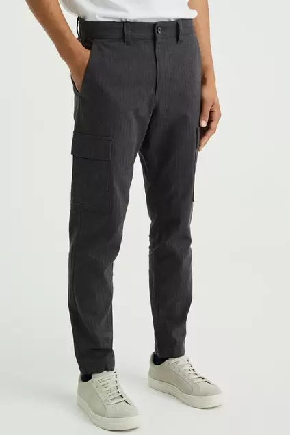 Aanbieding van Tapered fit cargobroek met dessin voor 30€ bij We Fashion