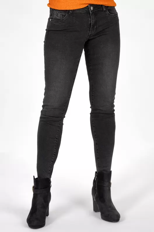 Aanbieding van Skinny jeans - voor 9€ bij Bristol