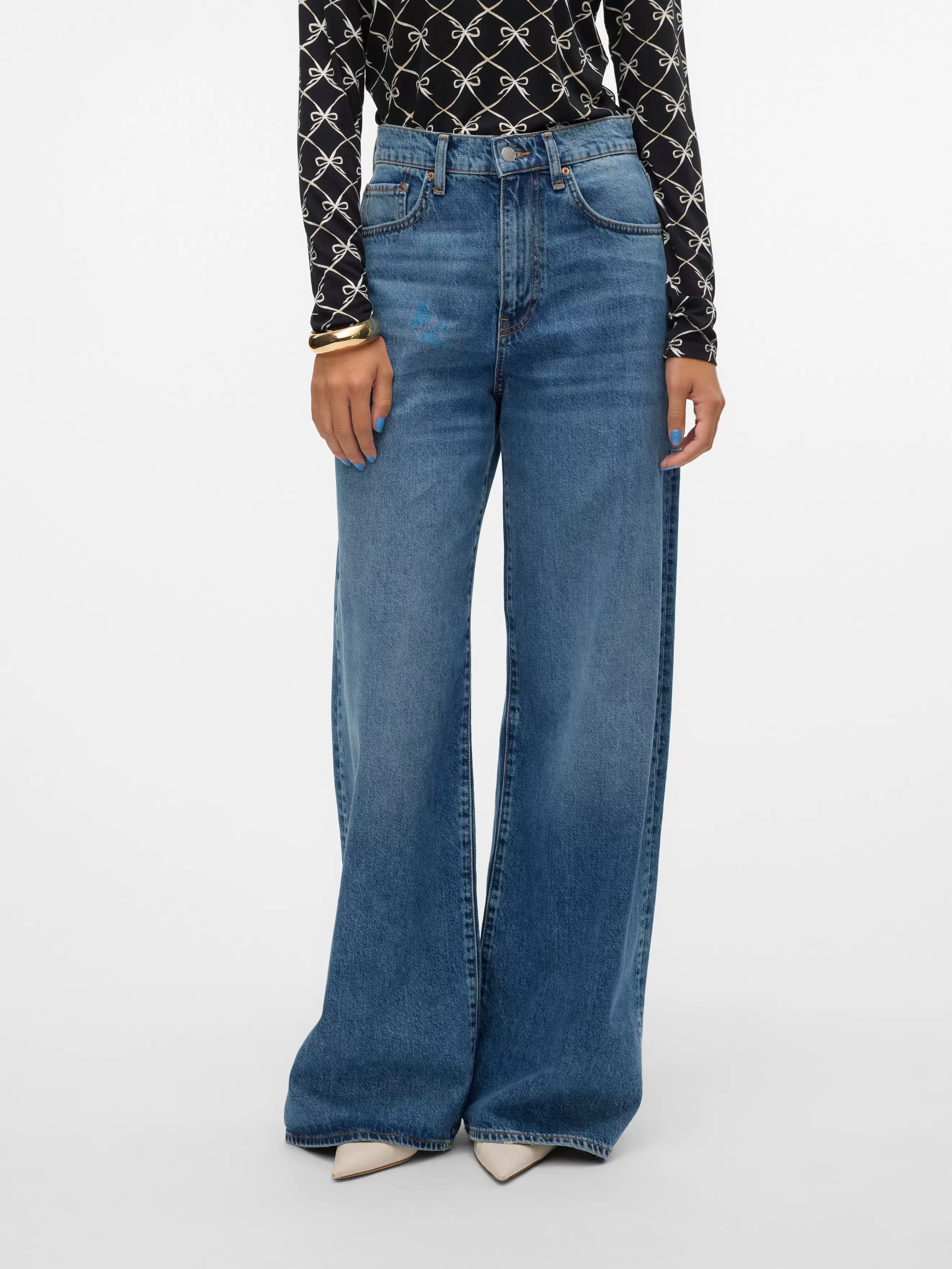 Aanbieding van VMELINA Super high rise Wide Leg Fit Jeans voor 59,99€ bij Vero Moda