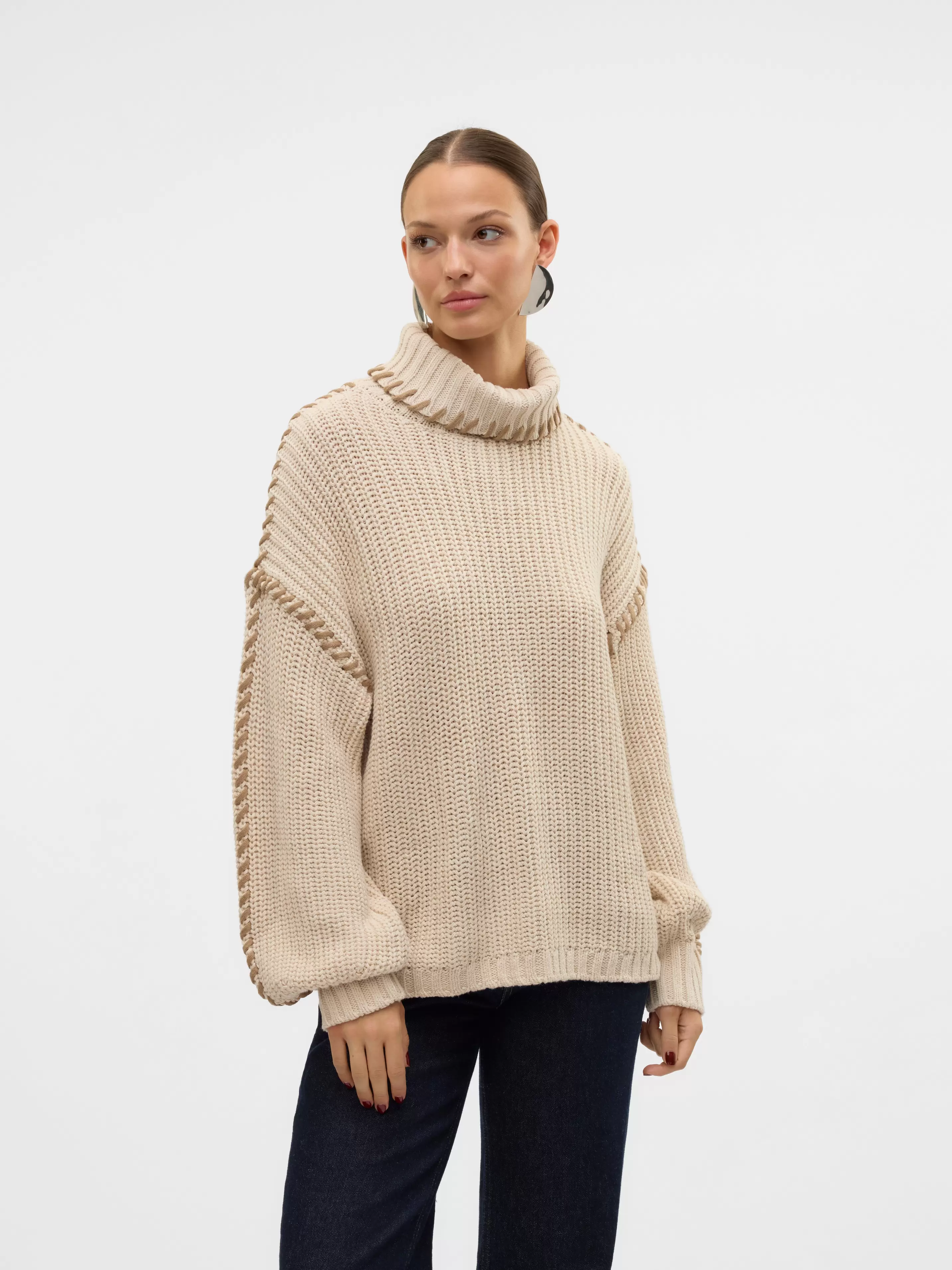 Aanbieding van VMNEWCREAM Pullover voor 59,99€ bij Vero Moda