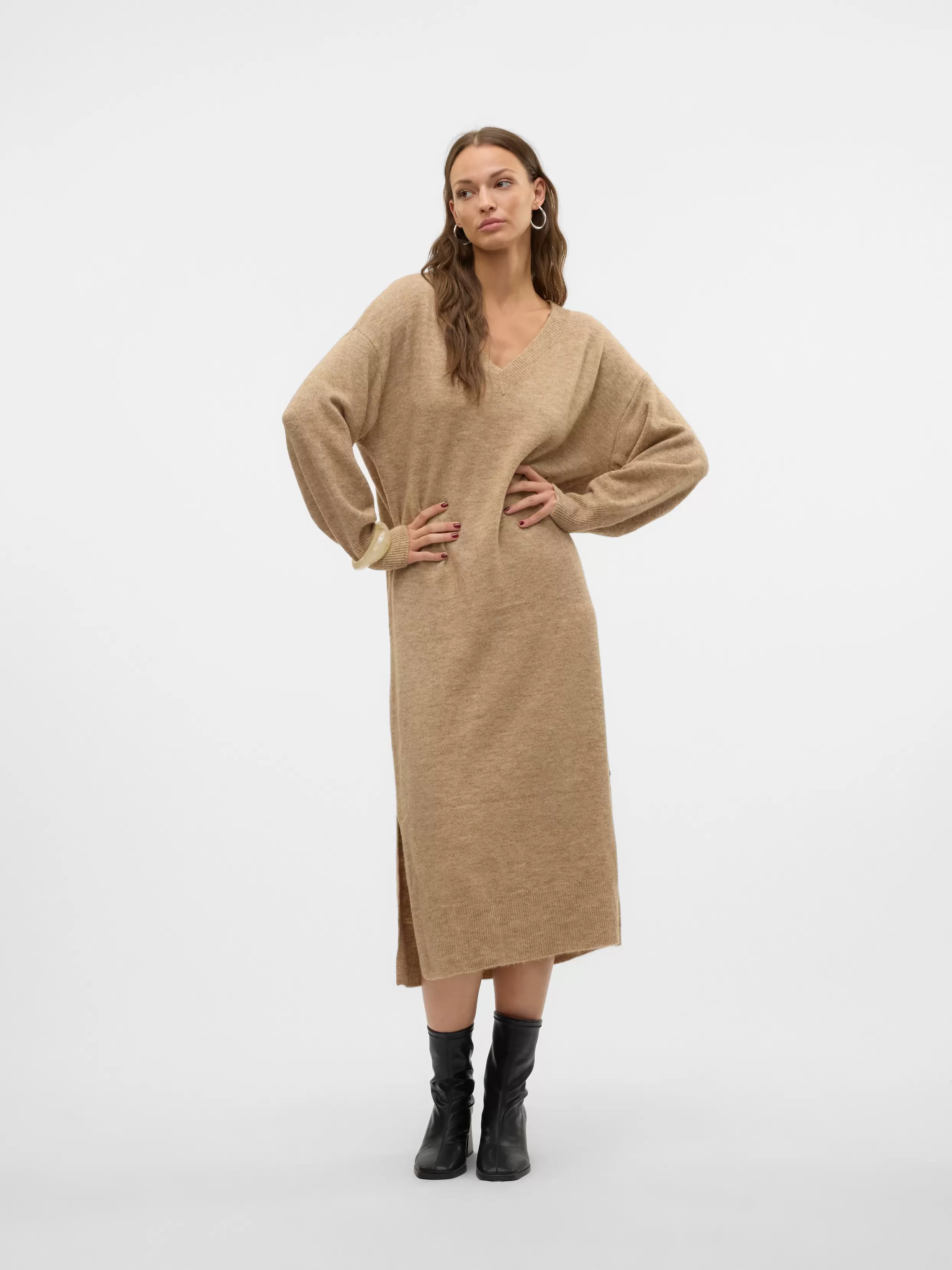 Aanbieding van VMJUPITER Midi dress voor 49,99€ bij Vero Moda