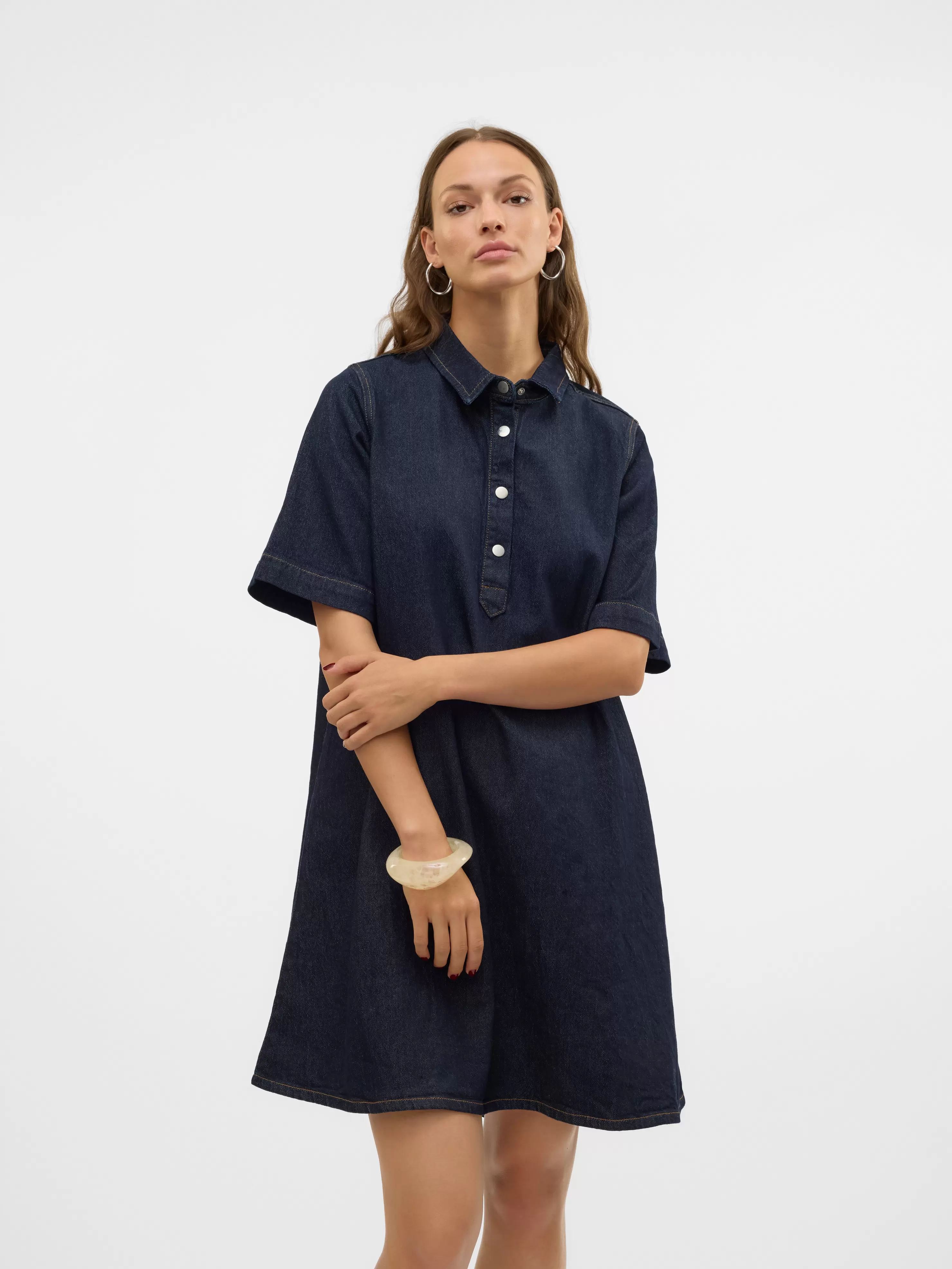 Aanbieding van VMOCINA Short dress voor 49,99€ bij Vero Moda