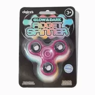 Aanbieding van Claire's Exclusive Glow in the Dark Fidget Spinner Fidget Toy Blind Bag - Styles Vary voor 2,99€ bij Claire's