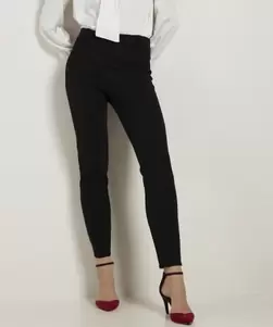 Aanbieding van Zwarte skinny fit stretch broek voor 23,99€ bij Ter Stal