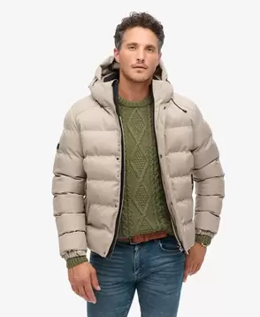 Aanbieding van Sports pufferjas van keperstof met capuchon voor 169,99€ bij Superdry