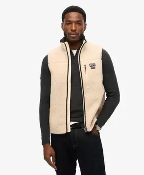 Aanbieding van Outdoor bodywarmer van fleece voor 94,99€ bij Superdry