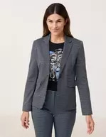 Aanbieding van Getailleerde blazer van jacquard voor 159,99€ bij Gerry Weber