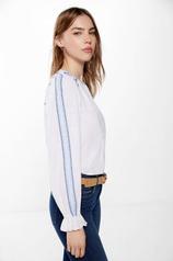 Aanbieding van Blue embroidery blouse voor 14,99€ bij Springfield