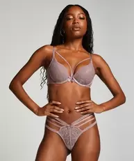 Aanbieding van String Lorraine voor 8,99€ bij Hunkemoller