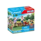 Aanbieding van PLAYMOBIL City Life grootouders met kleinkinderen 70990 voor 8,98€ bij Intertoys