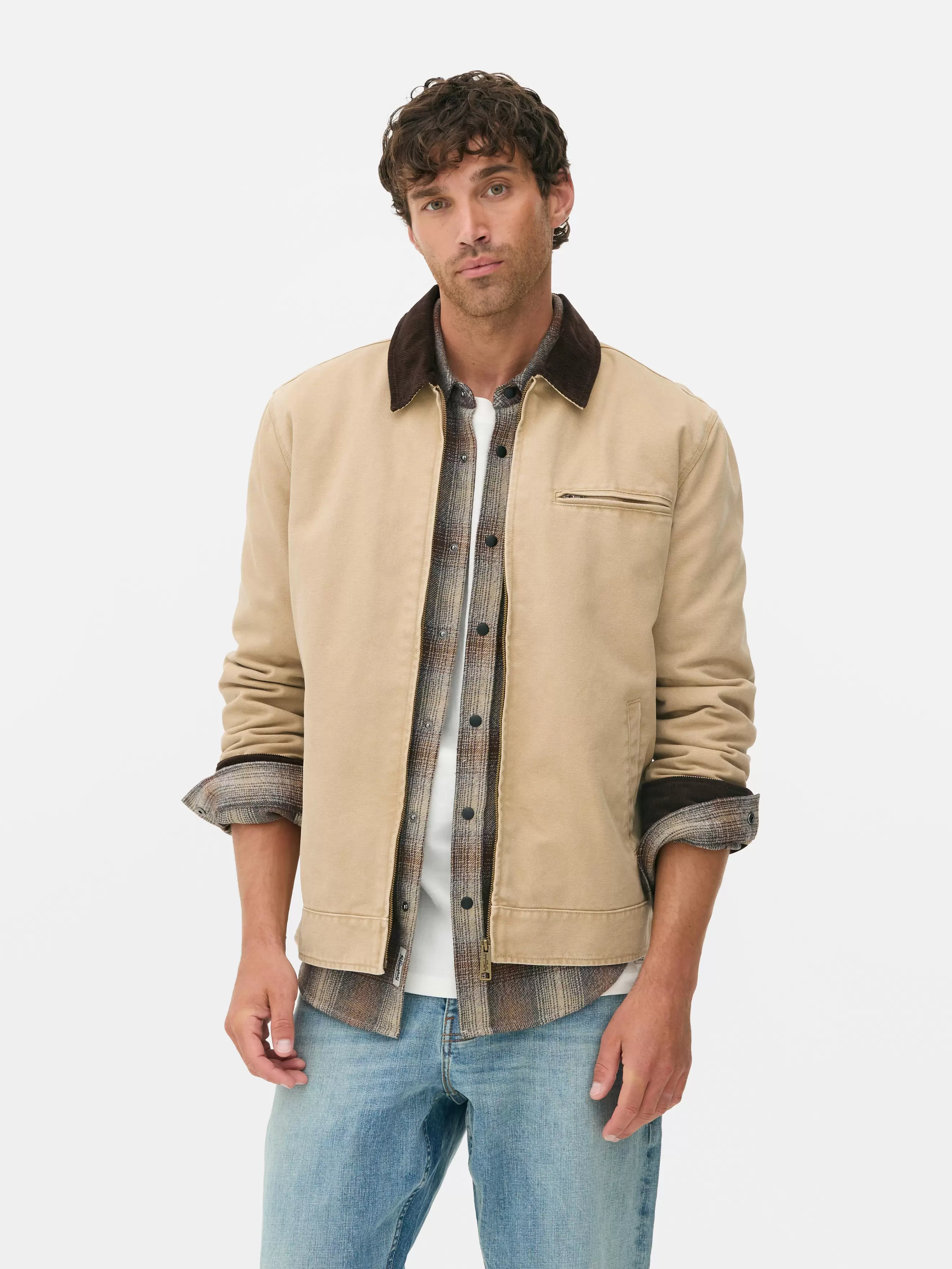 Aanbieding van Jack met corduroy kraag The Stronghold voor 35€ bij Primark