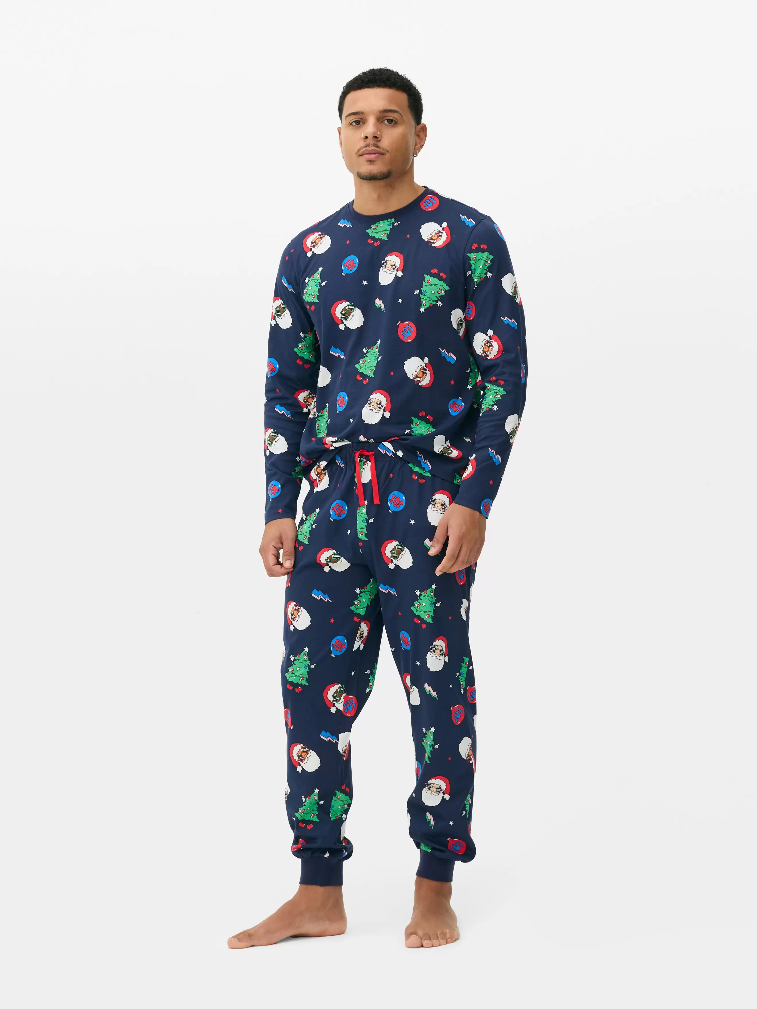 Aanbieding van Familie-kerstpyjama voor heren voor 10€ bij Primark