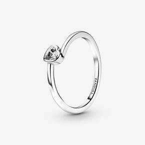 Aanbieding van Clear Tilted Heart Solitaire Ring voor 49€ bij Pandora