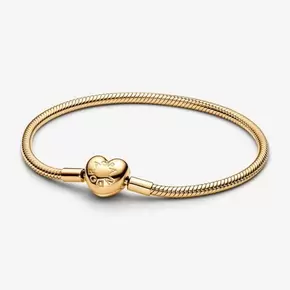 Aanbieding van Pandora Moments Snake Chain-armband met hartsluiting voor 59€ bij Pandora