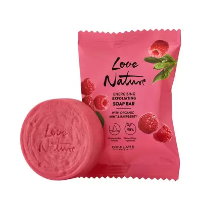 Aanbieding van Energising Exfoliating Soap Bar with Organic Mint & Raspberry voor 2,49€ bij Oriflame